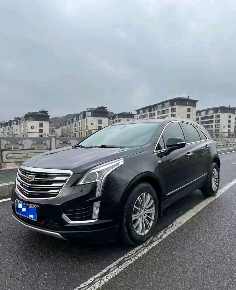枣庄17年凯迪拉克XT53