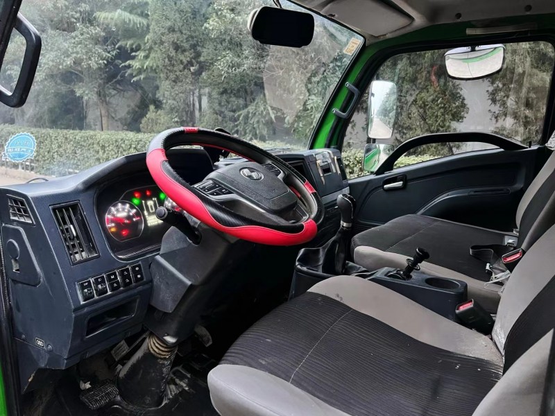 潍坊22年跃进轻卡8