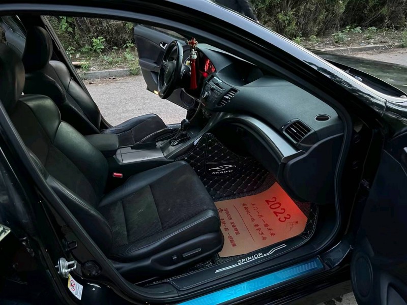 徐州13年本田思铂睿6