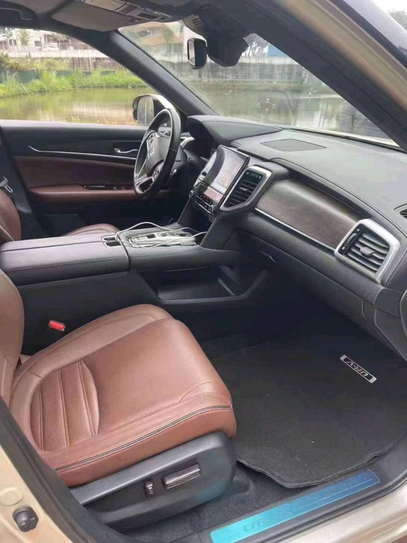 珠海17年本田URV5