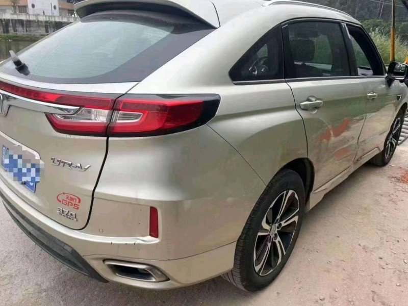 珠海17年本田URV6