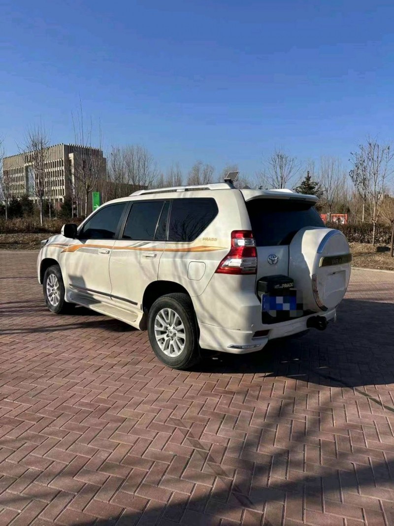 邯郸16年丰田普拉多7