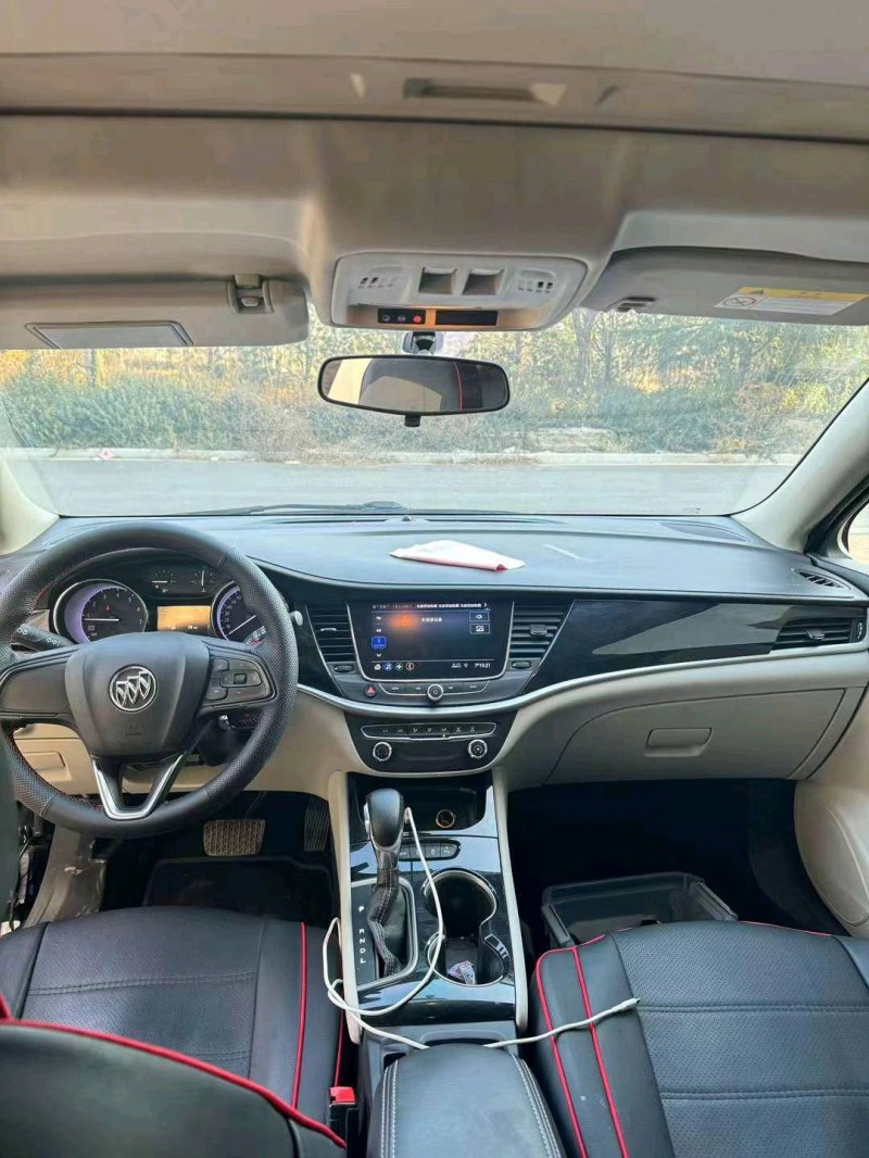 东营20年别克威朗6