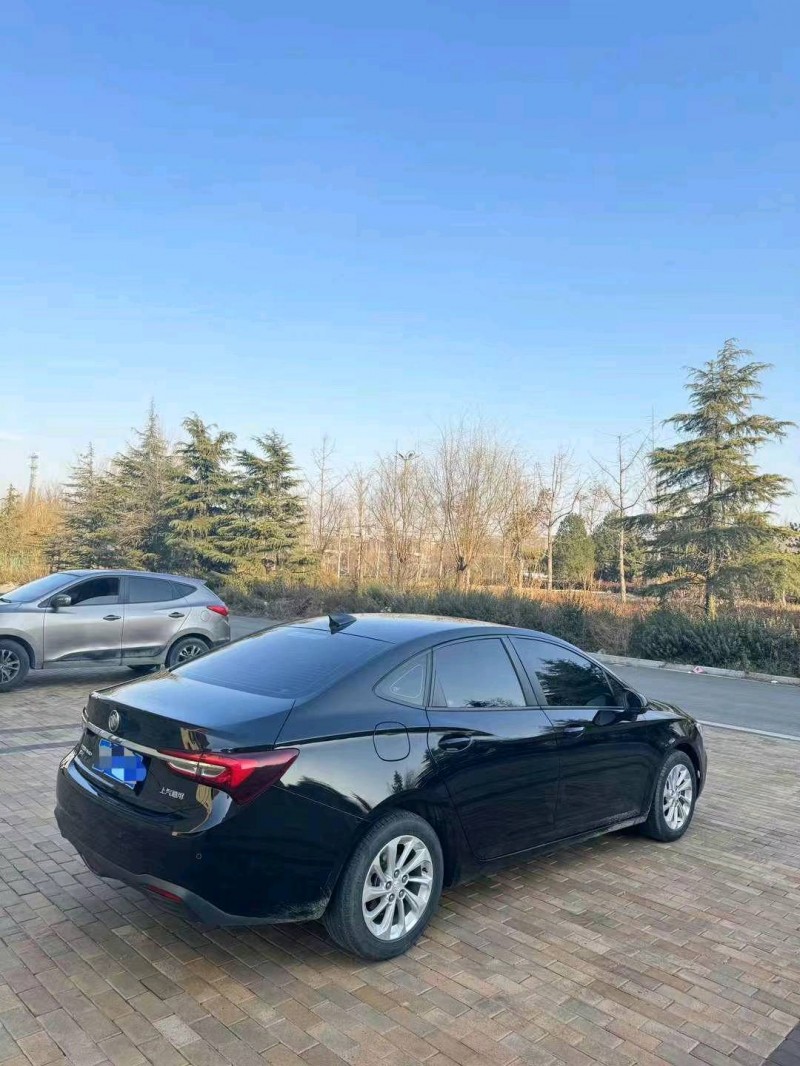 东营20年别克威朗7