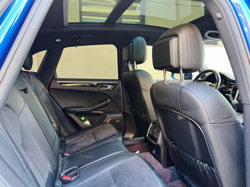 潍坊18年保时捷Macan8