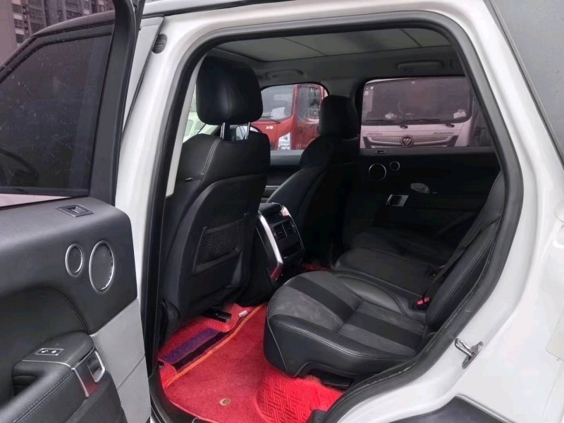 枣庄18年路虎揽胜5