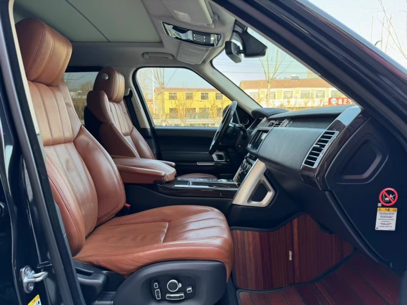 济宁16年路虎揽胜行政4