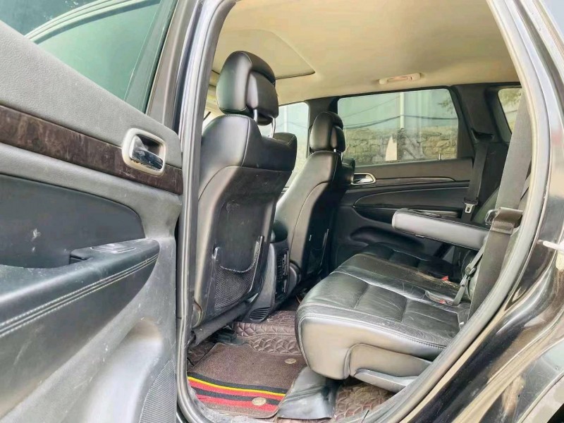 东营12年Jeep大切诺基4