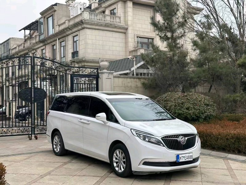 枣庄17年别克GL82