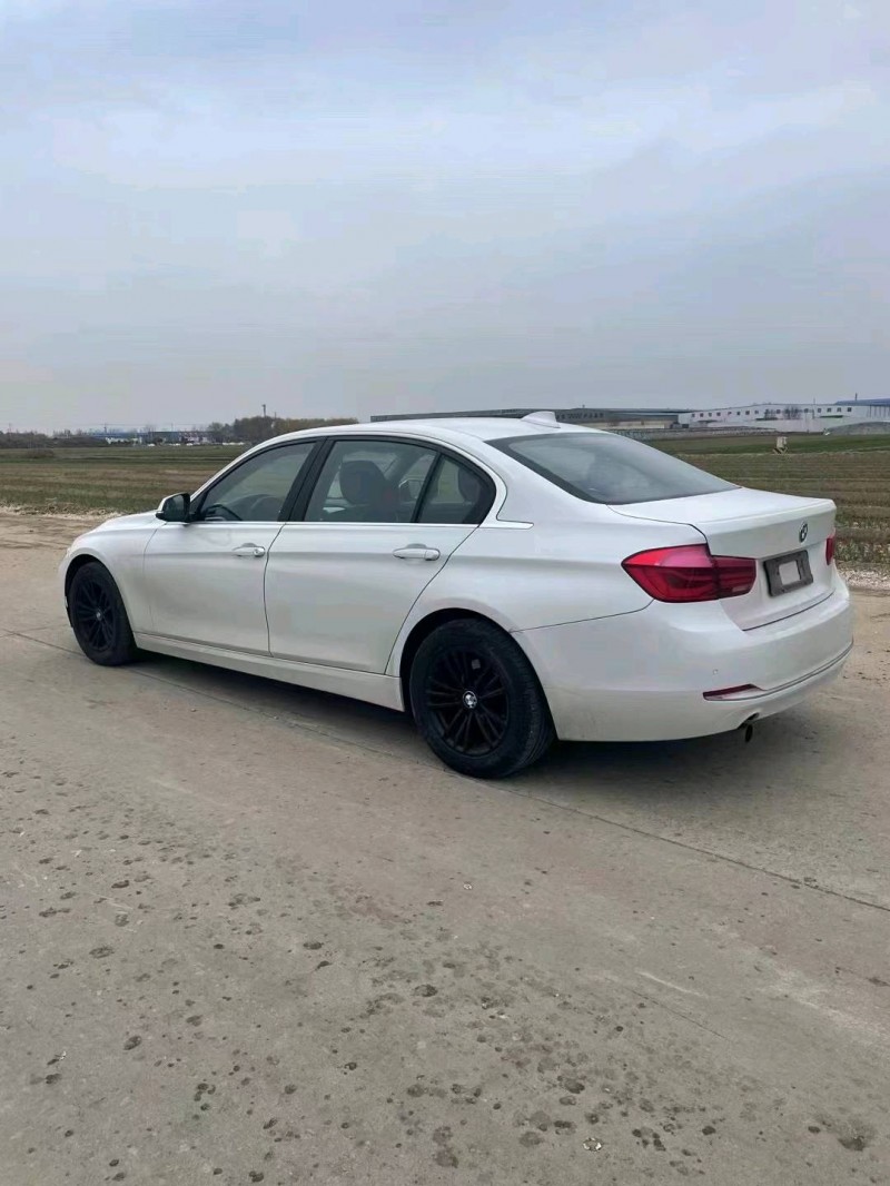济宁16年宝马3系7