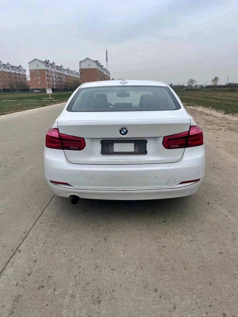 济宁16年宝马3系9