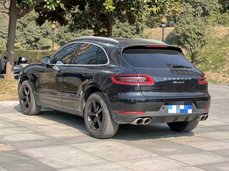 枣庄16年保时捷Macan7