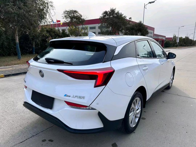 盐城23年别克微蓝7