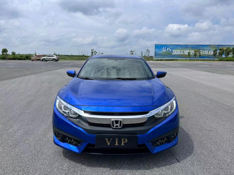 盐城18年本田思域1