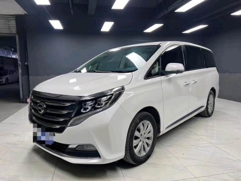 成都18年传祺M82