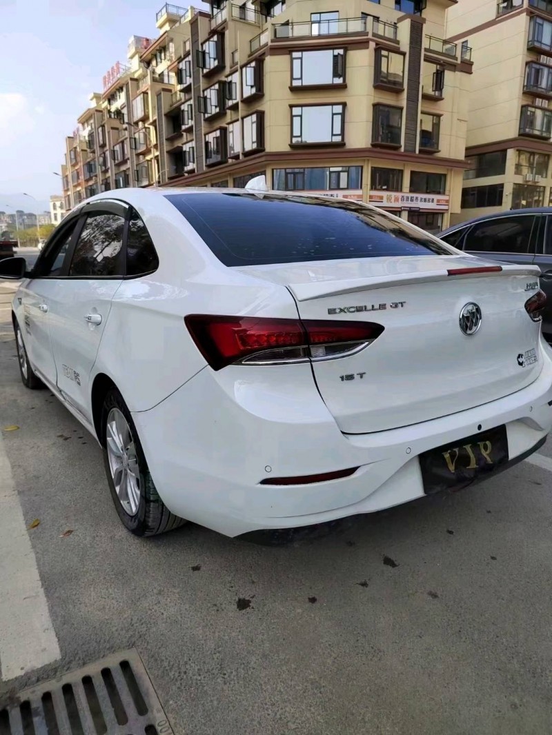 黔西南18年別克英朗6