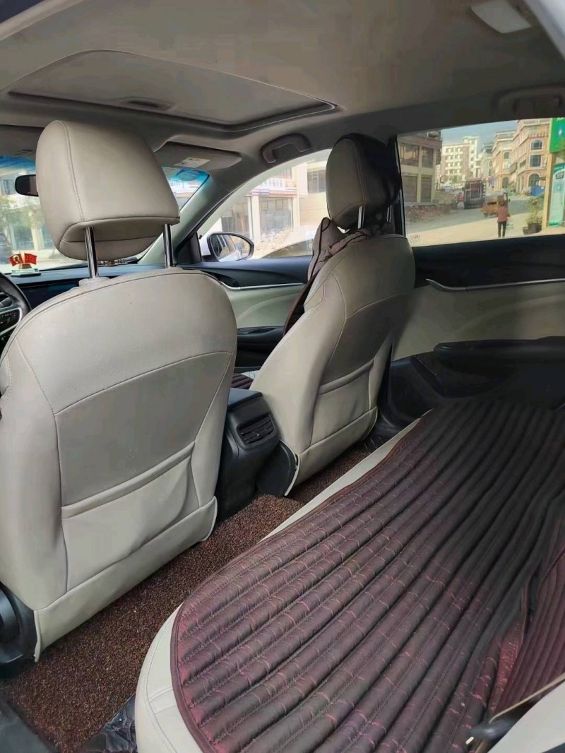 黔西南18年別克英朗7