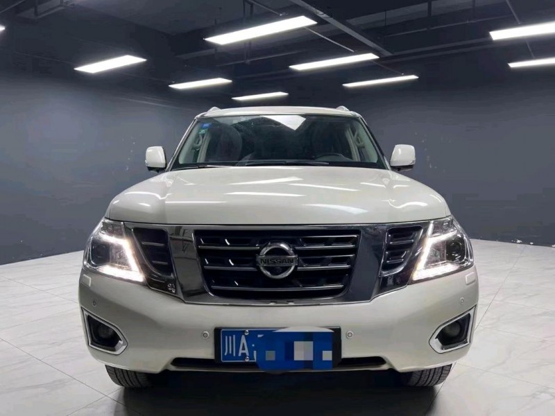 成都19年日产途乐1