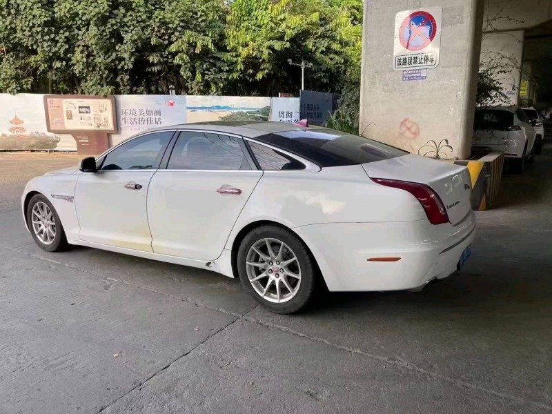 汕头15年捷豹XJL5