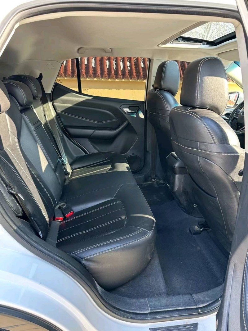 廊坊18年东南汽车DX35