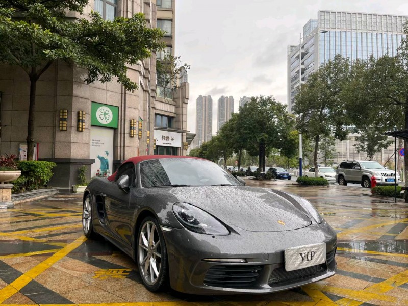 汕头17年保时捷7182