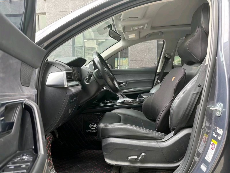 汕头19年比亚迪宋7