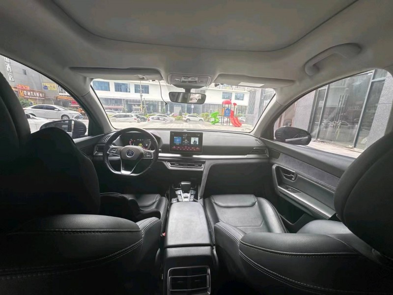 汕头19年比亚迪宋9