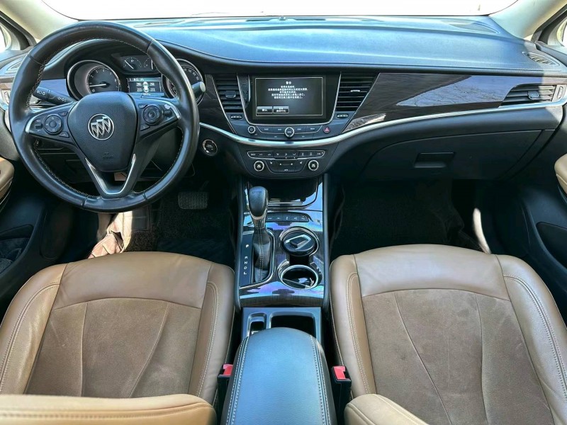 廊坊17年别克威朗5