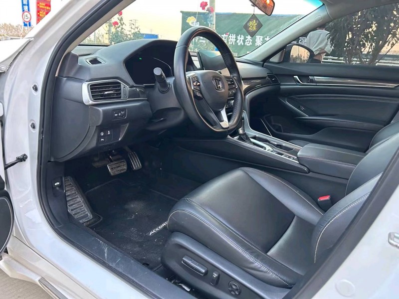 徐州22年本田雅阁4