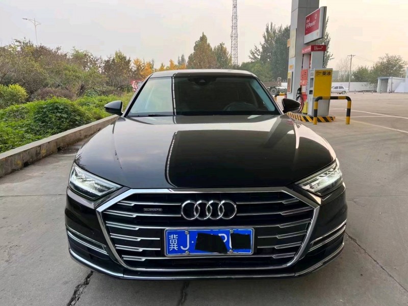 唐山22年奧迪A8L1