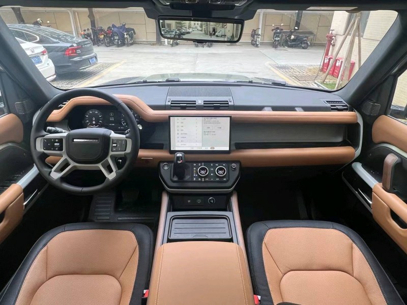 珠海23年路虎卫士6