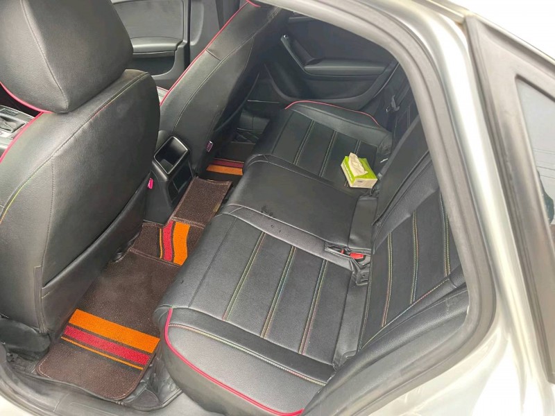 保定13年奥迪A4L8