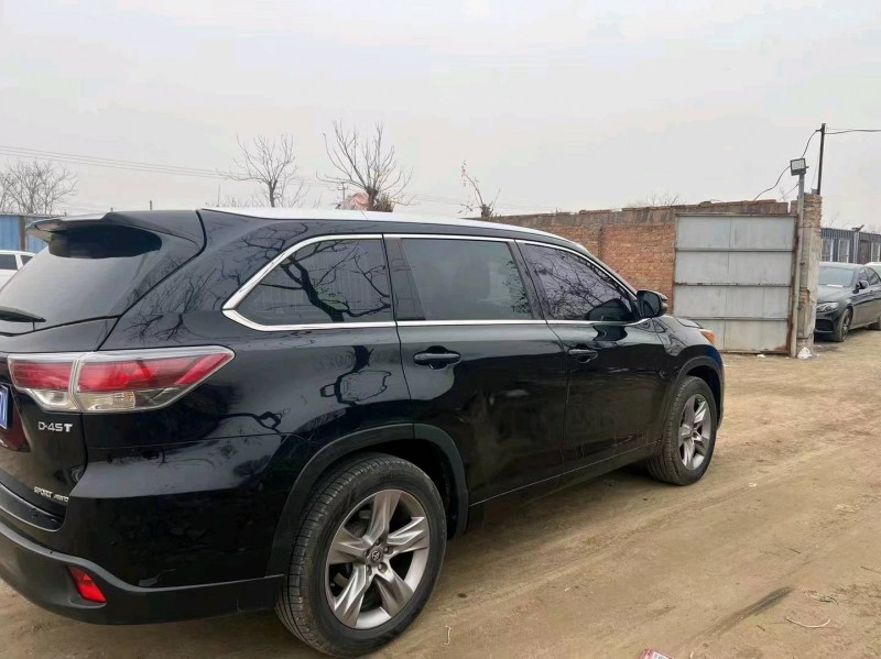 保定16年丰田汉兰达5