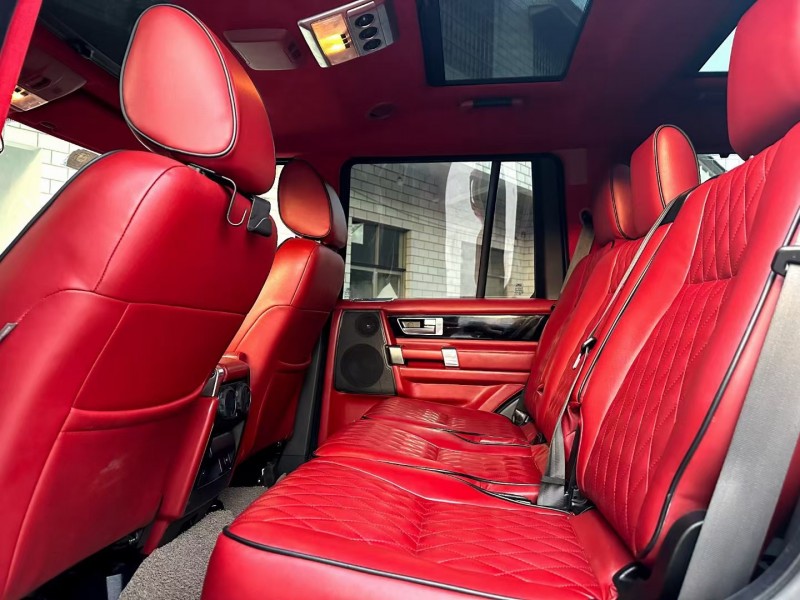 济宁14年路虎发现8