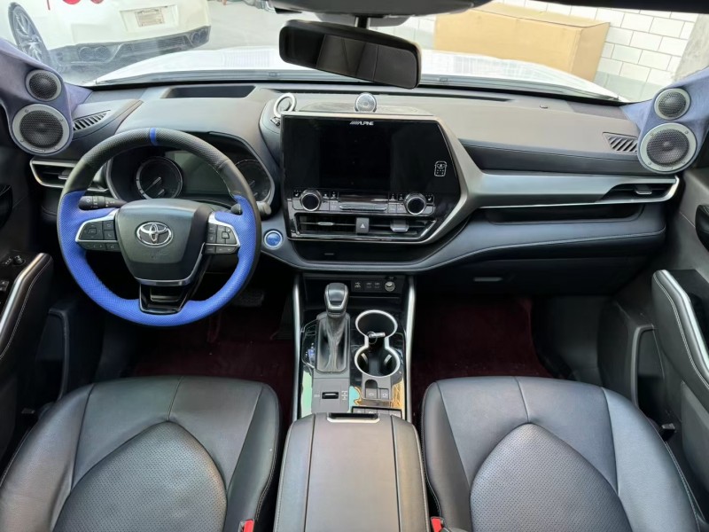 济宁21年丰田汉兰达7