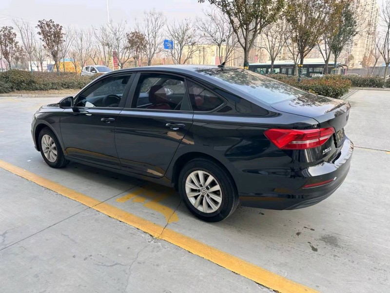 济宁19年大众朗逸7