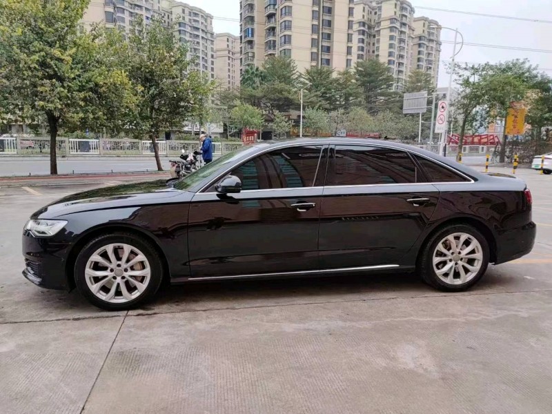 深圳17年奥迪A6L3