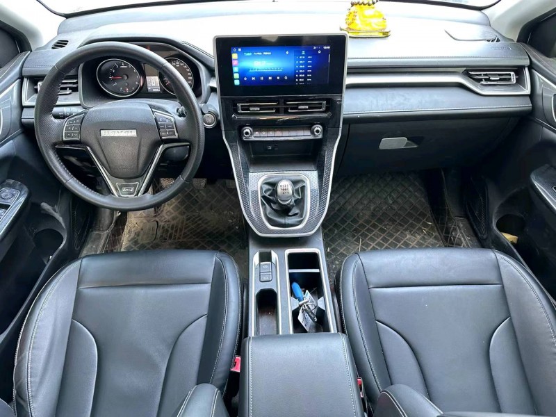 济宁22年哈弗M65