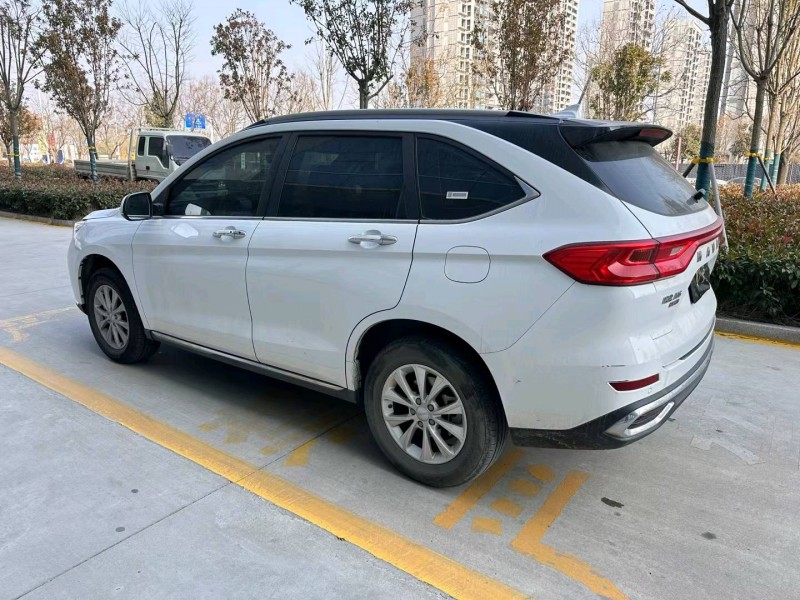 济宁22年哈弗M67