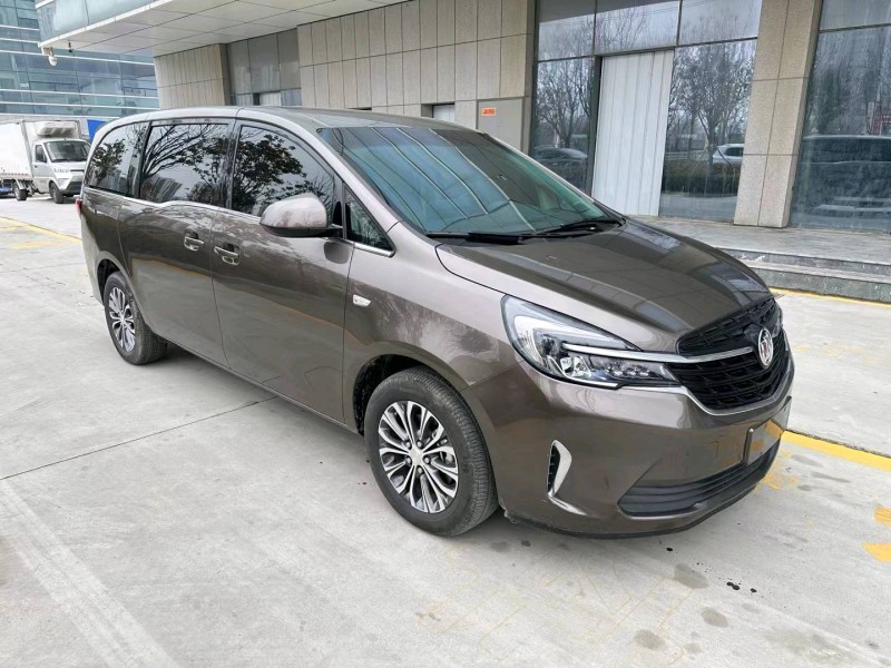 济宁22年别克GL83