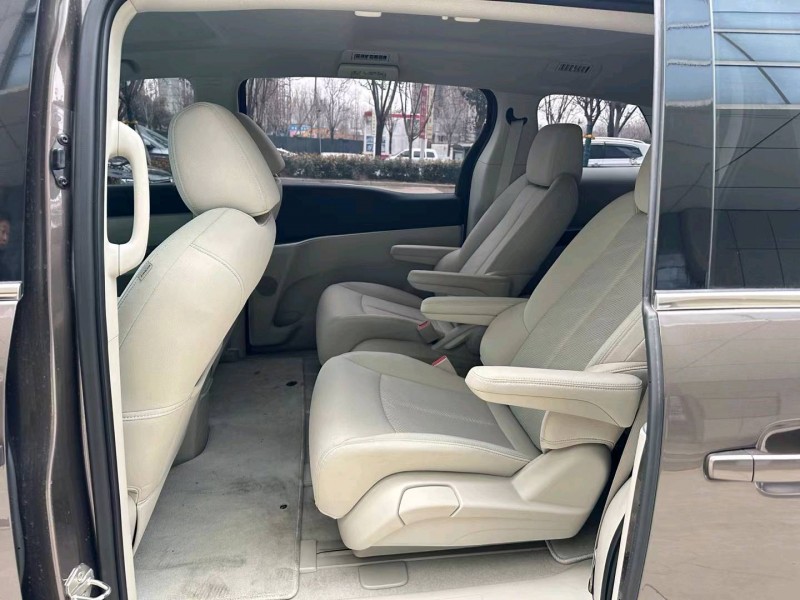 济宁22年别克GL86