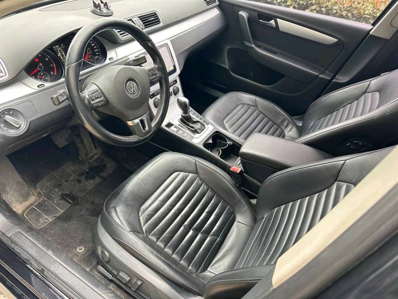 济宁15年大众迈腾5