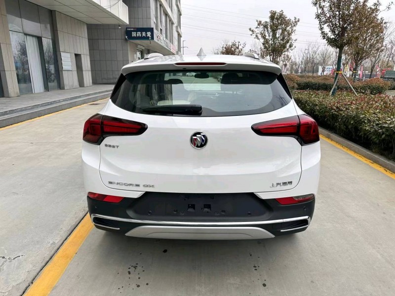 济宁23年别克昂科拉8