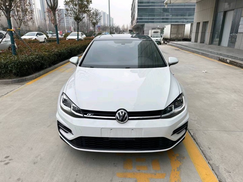 济宁20年大众高尔夫1