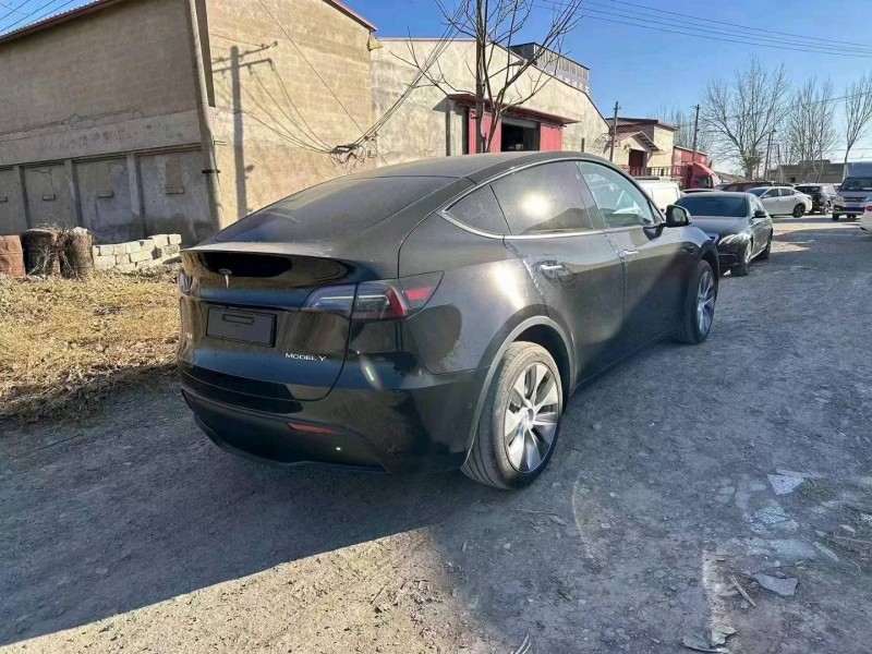 天津23年特斯拉MODEL Y8