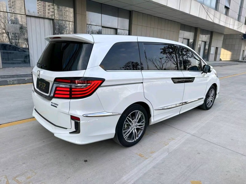 枣庄21年本田艾力绅8