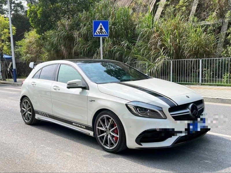深圳18年奔驰AMG3