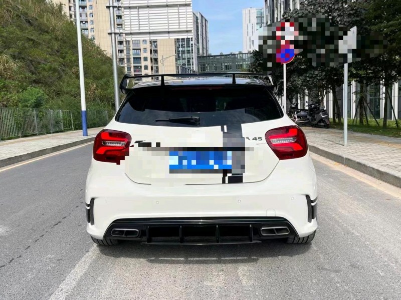 深圳18年奔驰AMG9