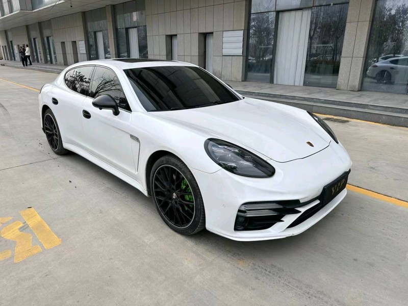 济宁13年保时捷帕拉梅拉2