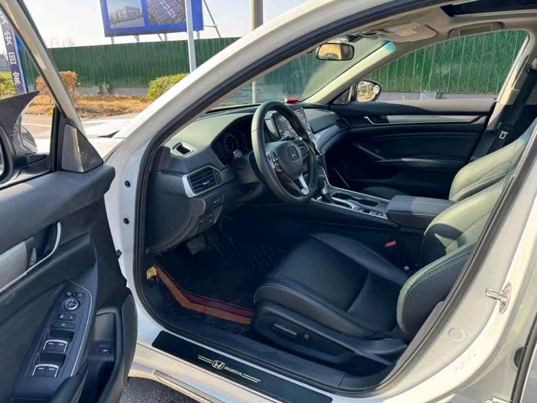 盐城21年本田雅阁6